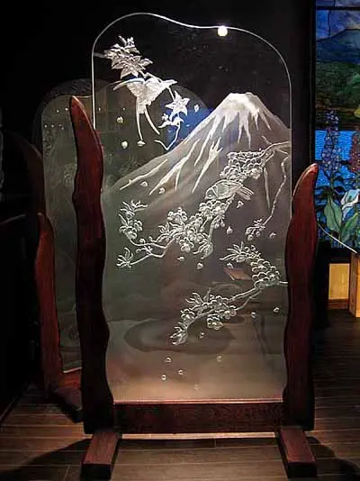 エッチングガラス　目隠し・仕切りガラスの製作事例