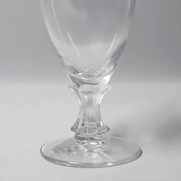 オリジナル彫刻入りのビールグラス