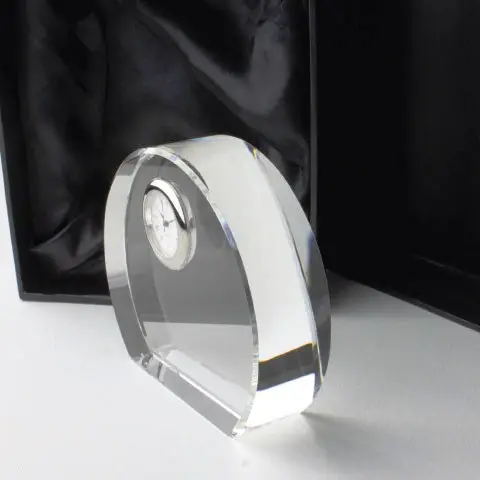 クリスタルガラス製の時計