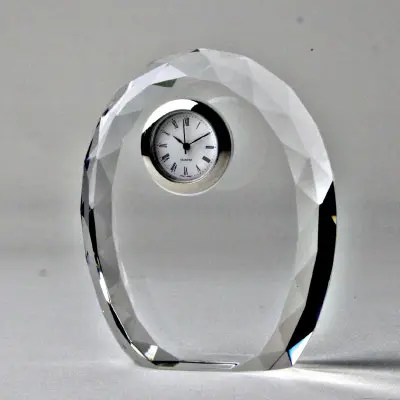 クリスタルガラス製の時計