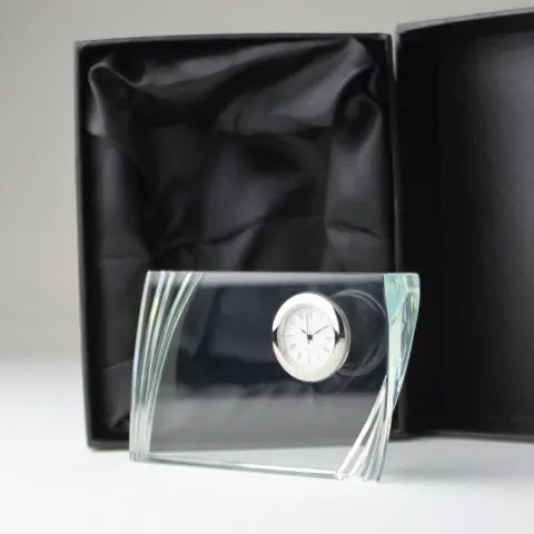 クリスタルガラス製の時計