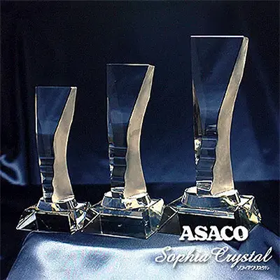 クリスタルトロフィー