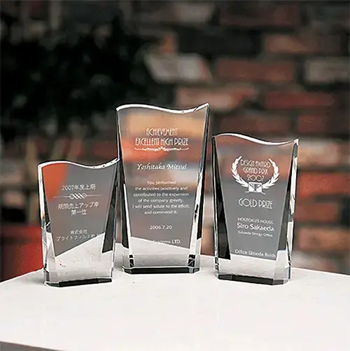 クリスタルトロフィー