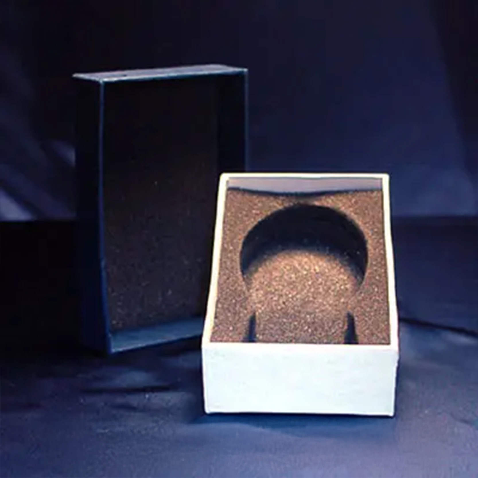 様々なクリスタル盾